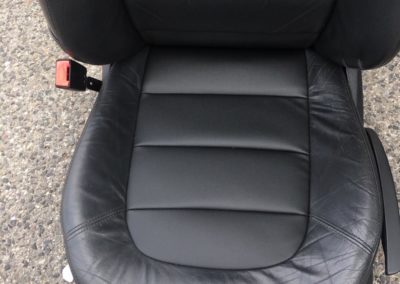 Oprava koženého sedadla Škoda Fabia